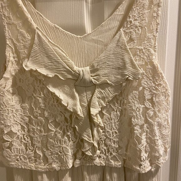 Dress - Picture 3 of 3